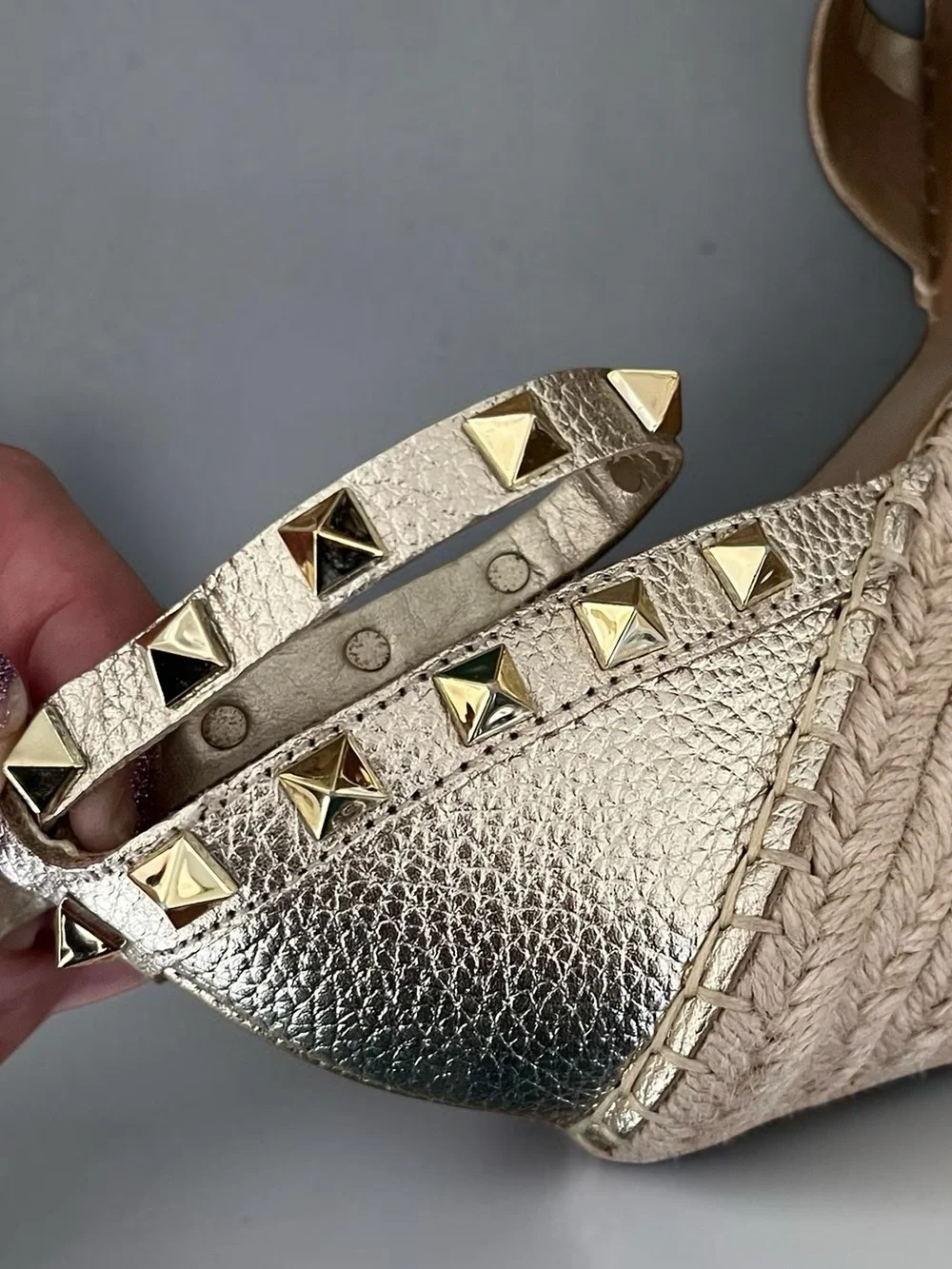 Steve Madden McKenna Gold Studded Espadrille Wedge Sandals Size 8